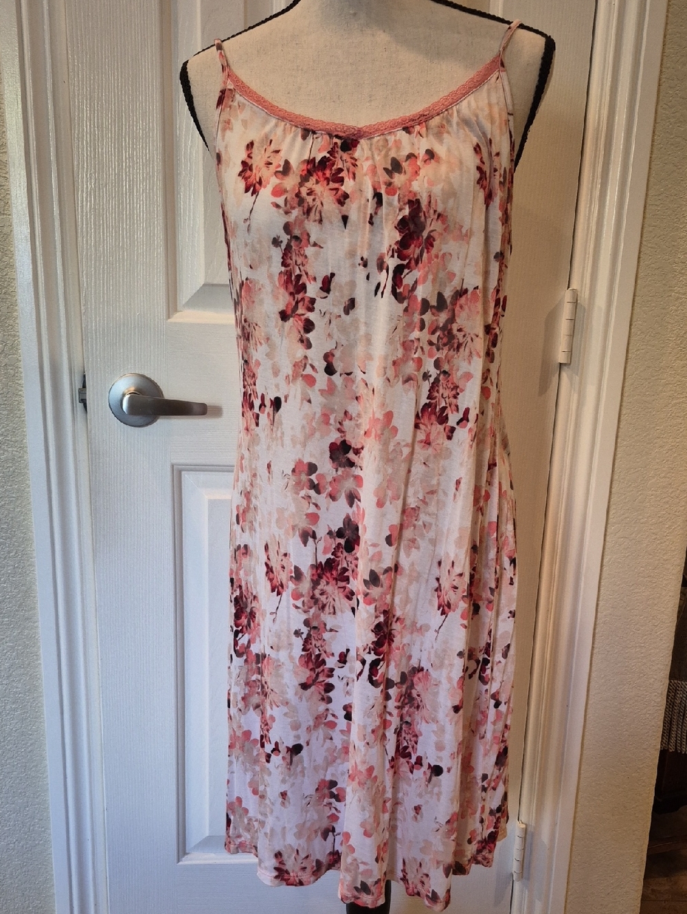 Ambrielle Pink Floral Slip Nightgown LRG